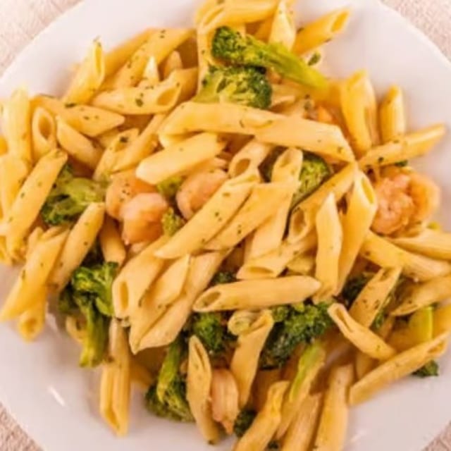 Ziti Shrimp Broccoli Garlic Sauce Pasta.